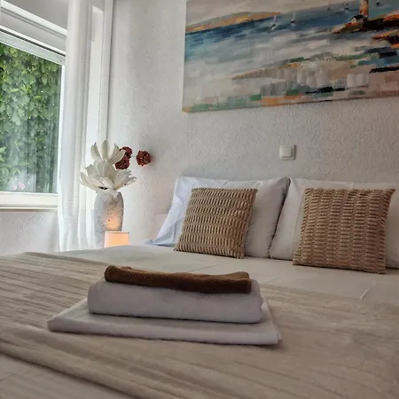 Mediterranean Garden Retreat