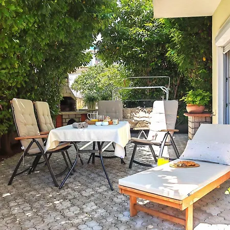 Mediterranean Garden Retreat Apartamento Trogir