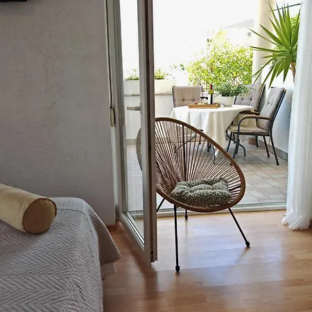 Apartamento Mediterranean Garden Retreat