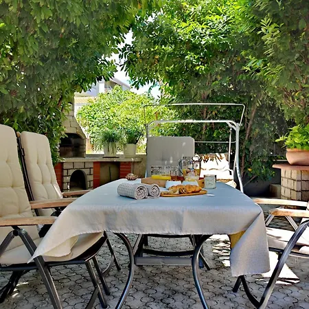 Mediterranean Garden Retreat Apartamento *